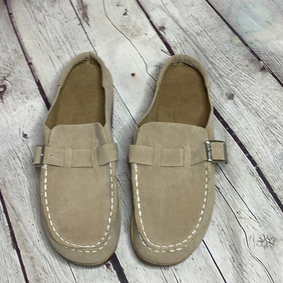 Khaki buckle mules - Picture 8 of 11